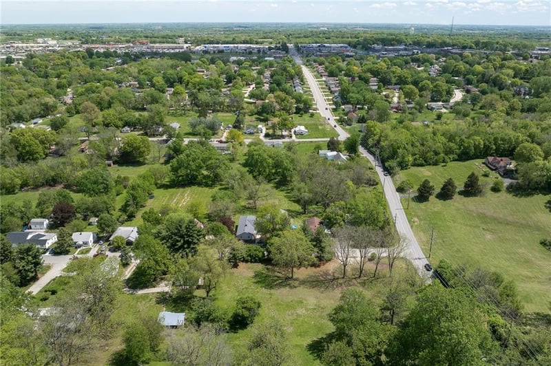 4406 Orchard Rd, St Joseph, MO 64505