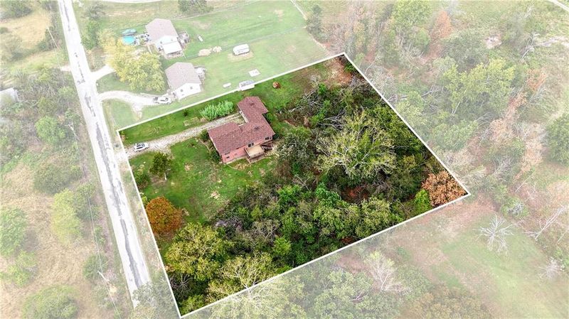 14293 E Quail Rd, Nevada, MO 64772