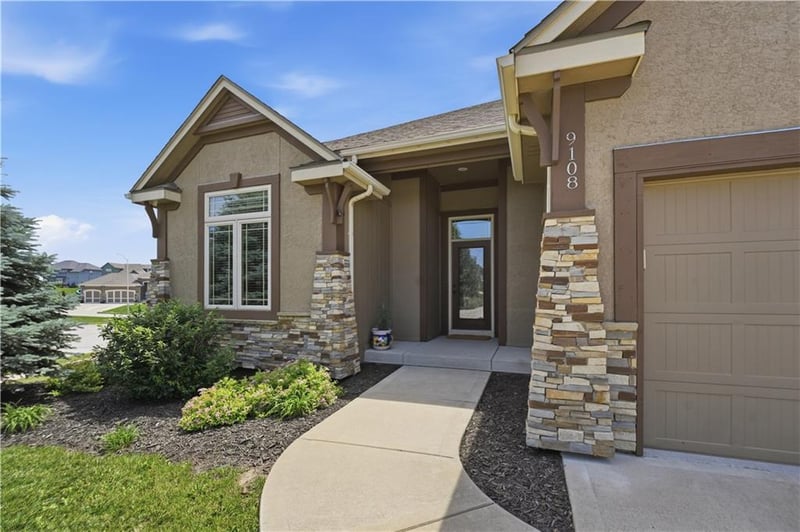 9108 N Seymour Ave, Kansas City, MO 64153