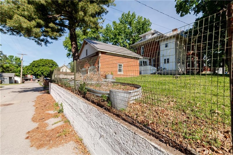 1120 Kansas Ave, Atchison, KS 66002