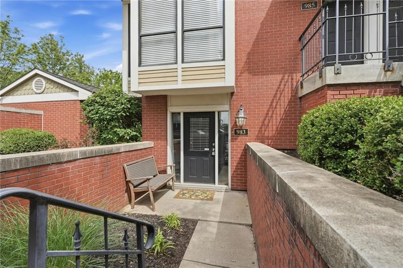 983 Pennsylvania Ave, Kansas City, MO 64105