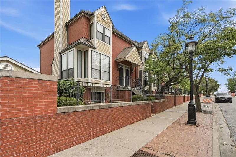 983 Pennsylvania Ave, Kansas City, MO 64105