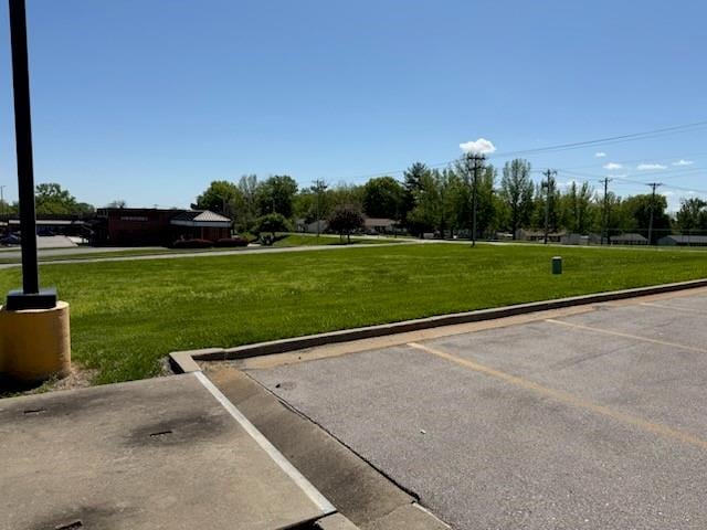 17830 E Bundschu Rd, Independence, MO 64056