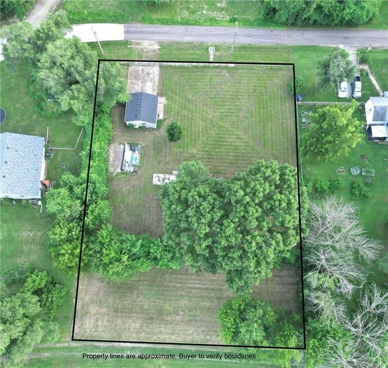 523 Howard St E, Sedalia, MO 65301
