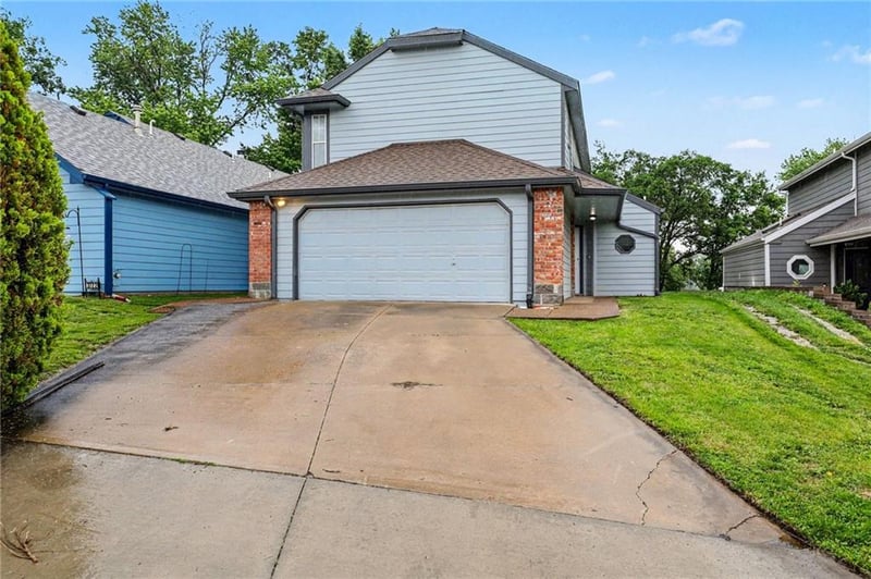 3720 Hartford Ave, Lawrence, KS 66047