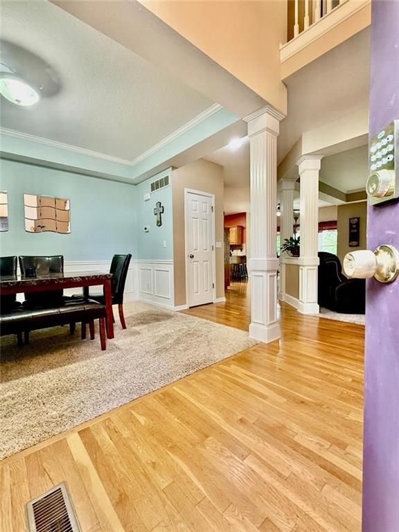 5920 NE Turquoise Dr, Lee's Summit, MO 64064