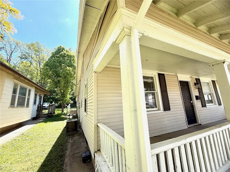 3913 Terrace Ave, St Joseph, MO 64504