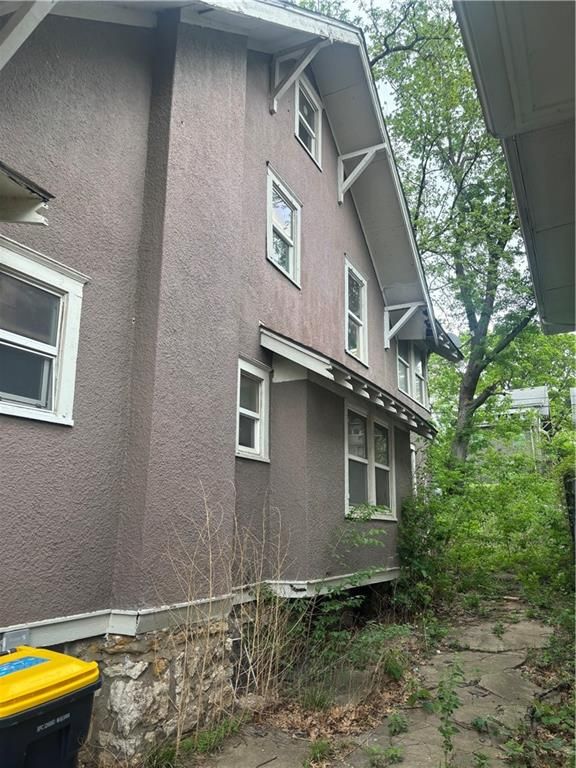 4125 Chestnut Ave, Kansas City, MO 64130