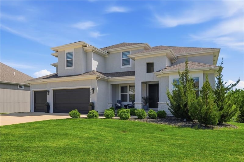 15845 Fontana St, Overland Park, KS 66224
