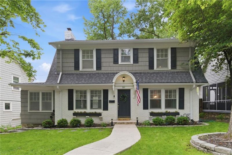 301 E 68 Ter, Kansas City, MO 64113
