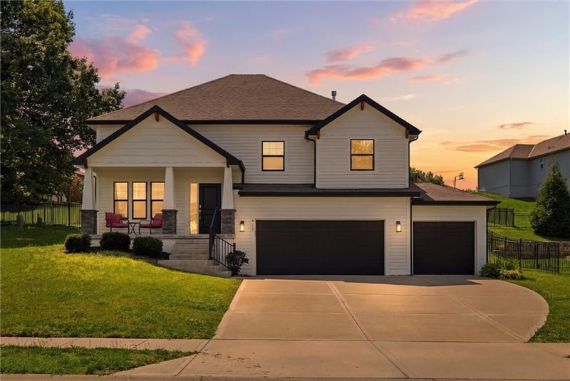 8278 Primrose St, De Soto, KS 66018