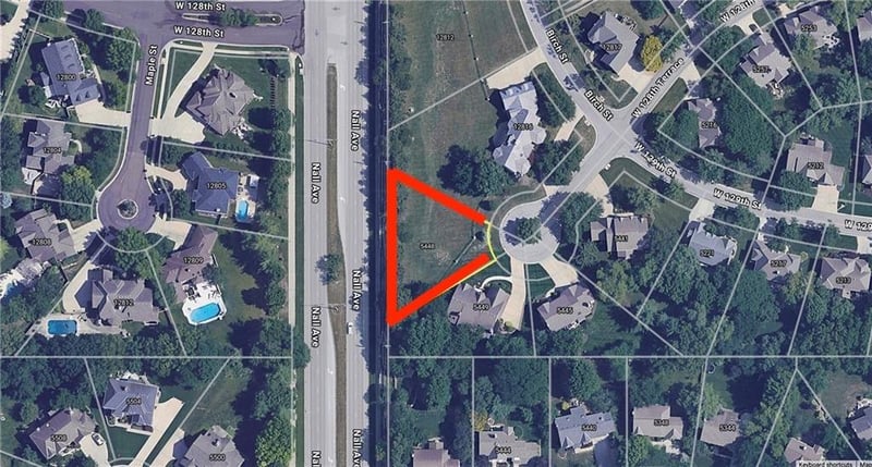 5448 W 128th Ter, Leawood, KS 66209