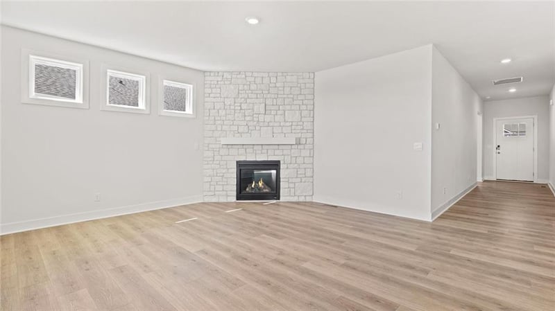 20901 W 188th Ter, Spring Hill, KS 66083