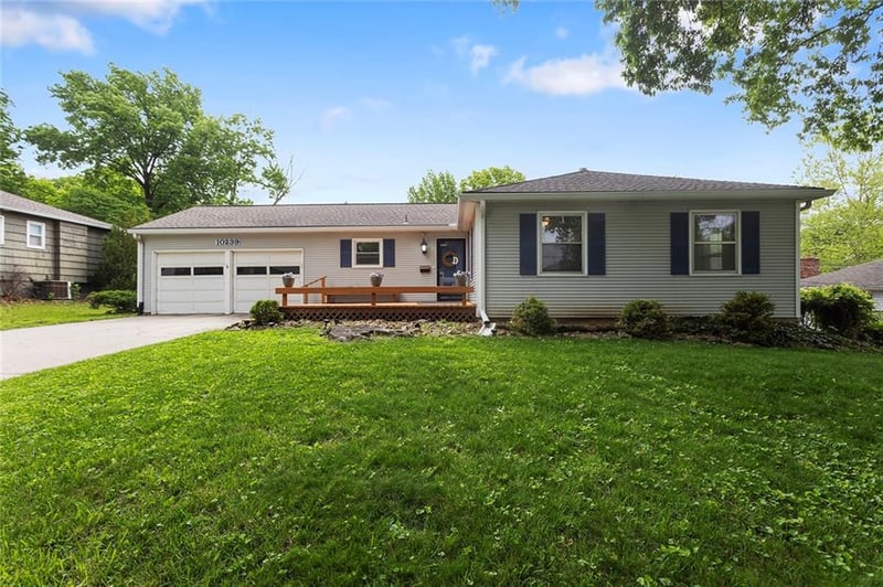 10239 Outlook Dr, Overland Park, KS 66207