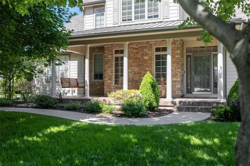 215 Earhart Cir, Lawrence, KS 66049