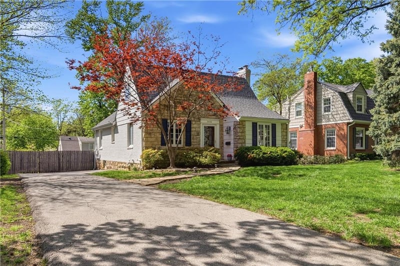 5420 Fairway Rd, Fairway, KS 66205