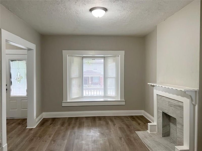 216 Askew Ave, Kansas City, MO 64123
