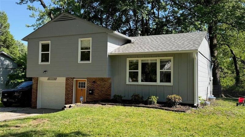 8403 E 110th St, Kansas City, MO 64134