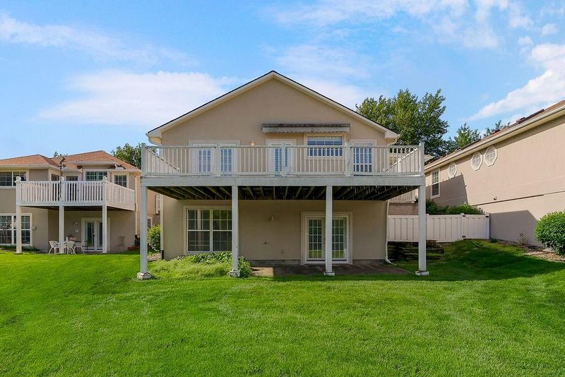 809 NW North Ridge Ct, Blue Springs, MO 64015