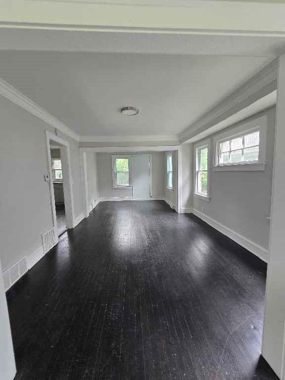 5611 Highland Ave, Kansas City, MO 64110