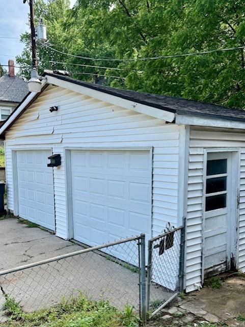 3001 Angelique St, St Joseph, MO 64501