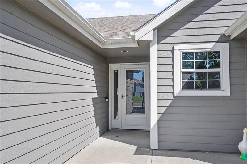 928 Bluestem Dr, Baldwin City, KS 66006