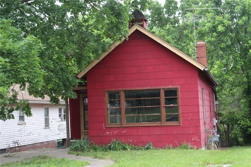 1331 Spruce St, Leavenworth, KS 66048