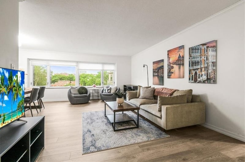 4545 Wornall Rd #400, Kansas City, MO 64111