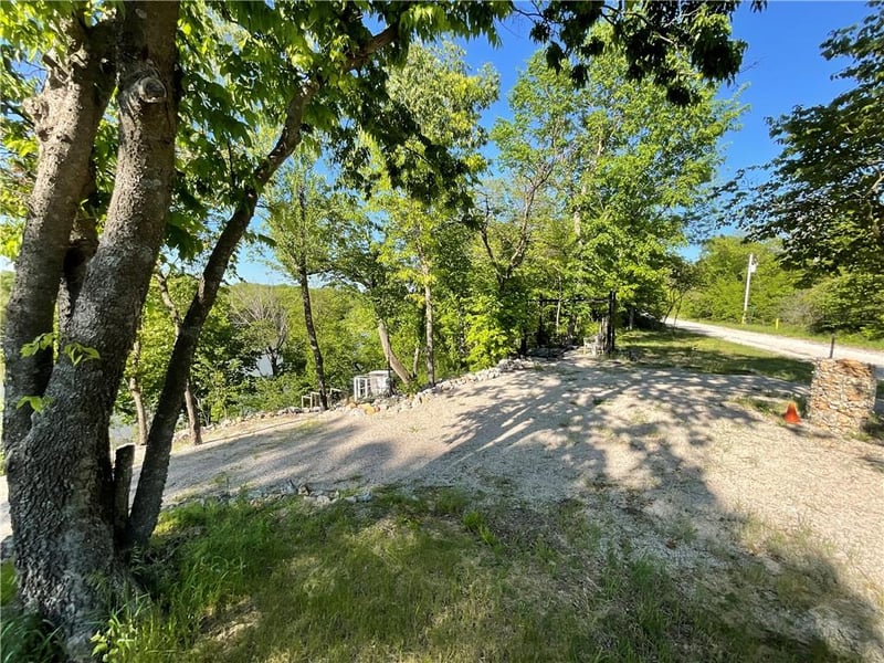 Lakecrest Dr, Excelsior Springs, MO 64024