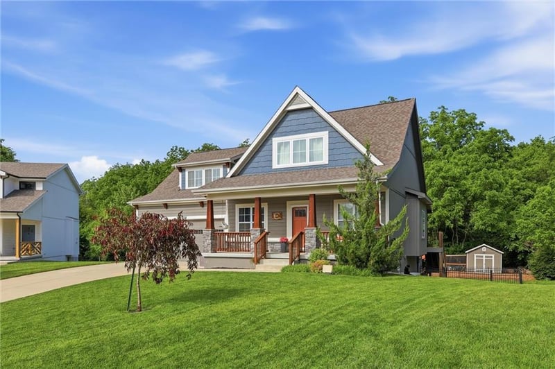 295 Fawn Ln, Liberty, MO 64068