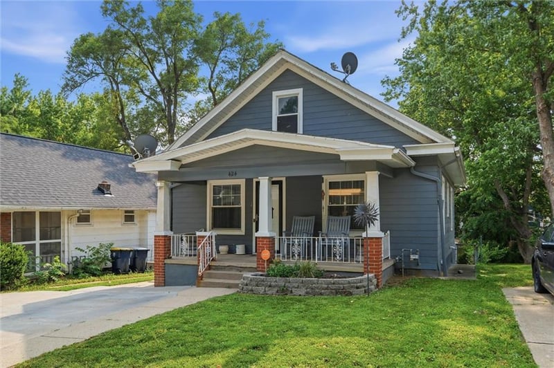 424 N Hardesty Ave, Kansas City, MO 64123