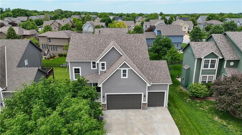 12450 S Crestone St, Olathe, KS 66061