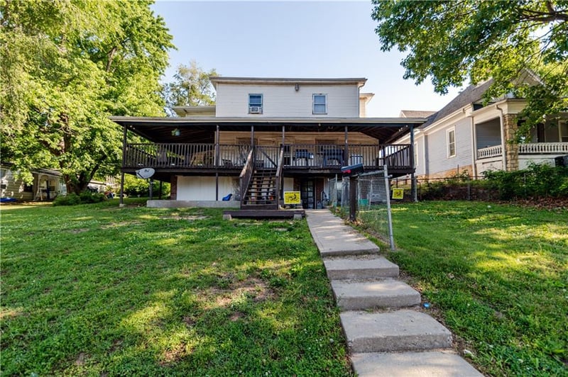 1125 Atchison St, Atchison, KS 66002