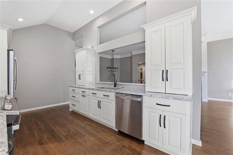 12033 Juniper St, Overland Park, KS 66209