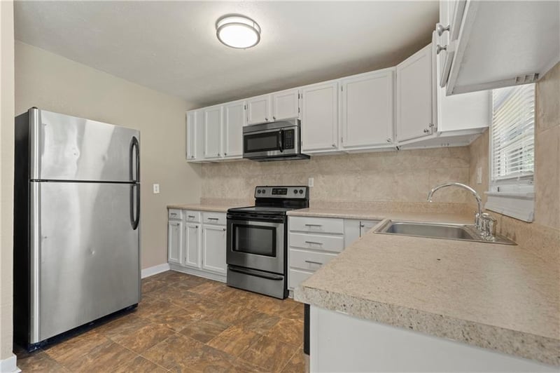 9714 Donnelly Ave, Kansas City, MO 64134