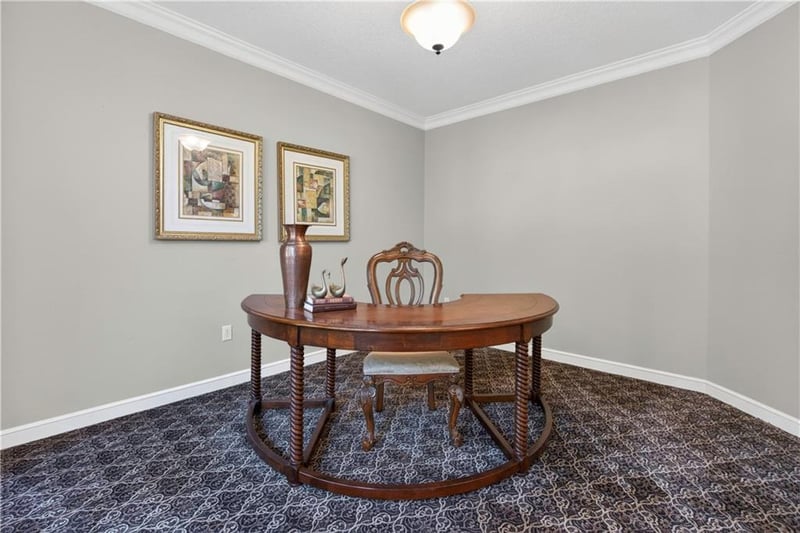 17413 W 84 St, Lenexa, KS 66219
