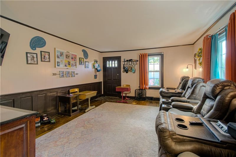 820 S Glenwood Ave, Independence, MO 64053