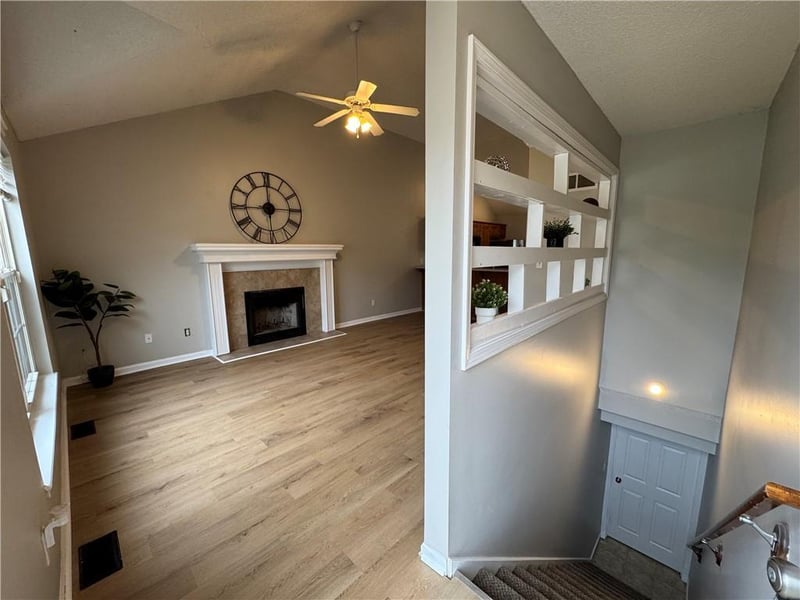 411 N Queen Ridge Ave, Independence, MO 64056