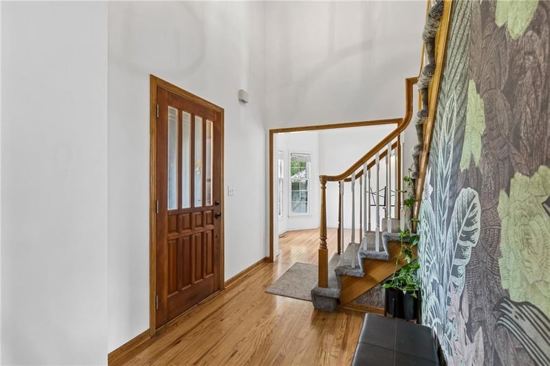12823 Perry St, Overland Park, KS 66213