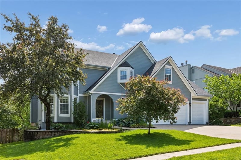 12823 Perry St, Overland Park, KS 66213