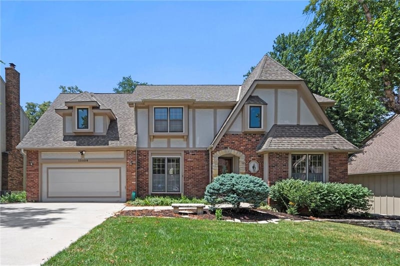 12228 Connell Dr, Overland Park, KS 66213