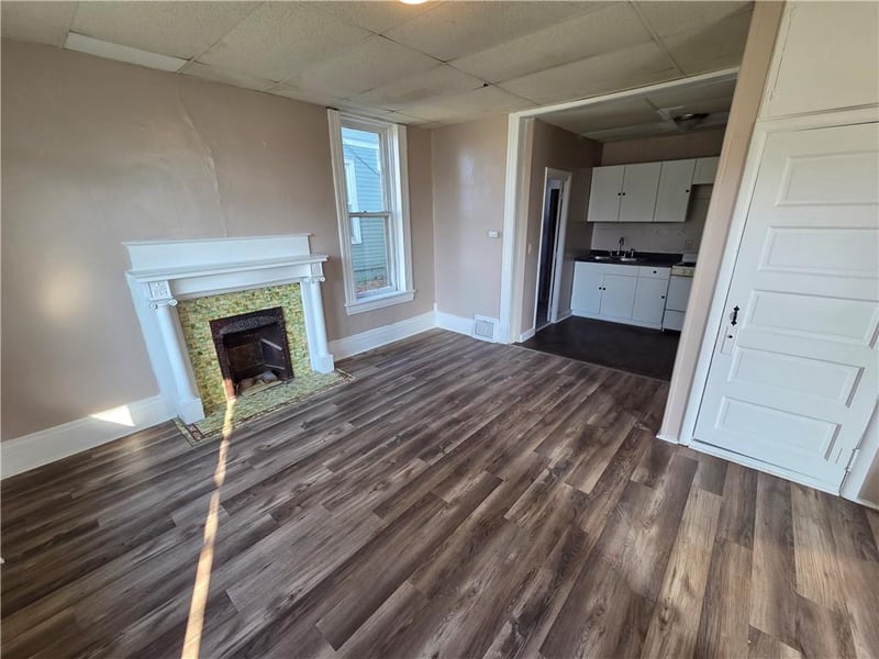 1325 Mitchell Ave, St Joseph, MO 64503