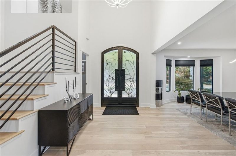3205 W 83rd St, Leawood, KS 66206