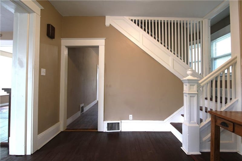 702 Mcdonald St, St Joseph, MO 64505