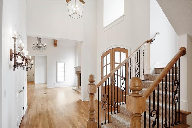 9320 Rosewood Dr, Prairie Village, KS 66207
