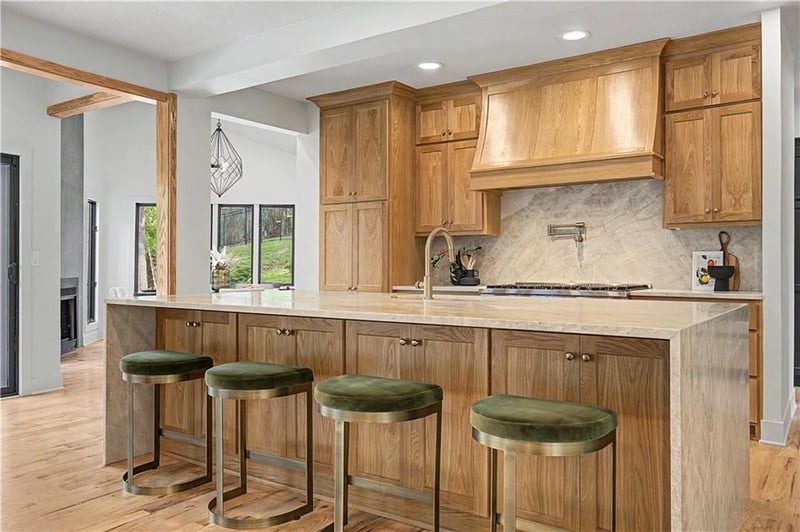 12603 Granada Rd, Leawood, KS 66209