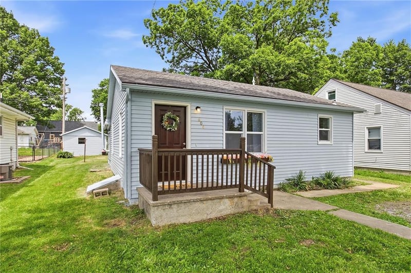 604 SW 8th St, Concordia, MO 64020