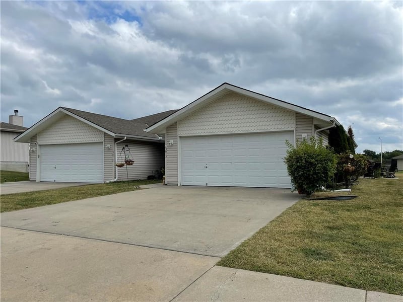 5011 Breckenridge Ave, Kansas City, MO 64136