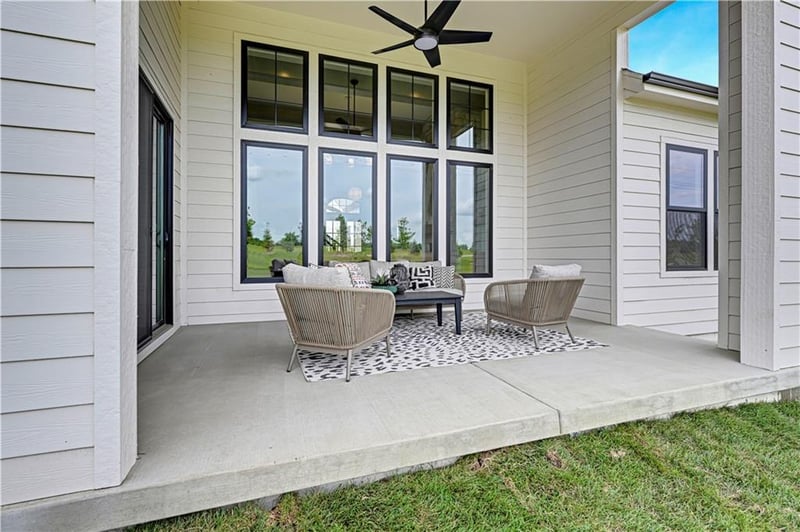 17325 Earnshaw St, Overland Park, KS 66221