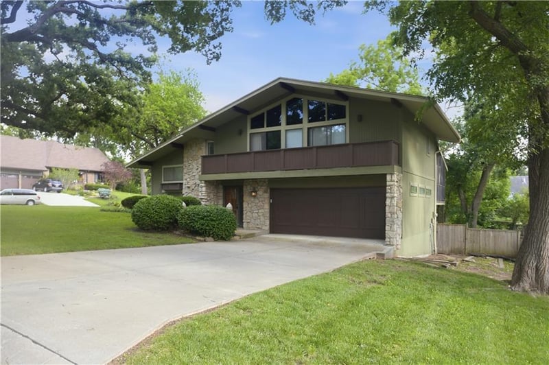 11703 W 102nd Pl, Overland Park, KS 66214